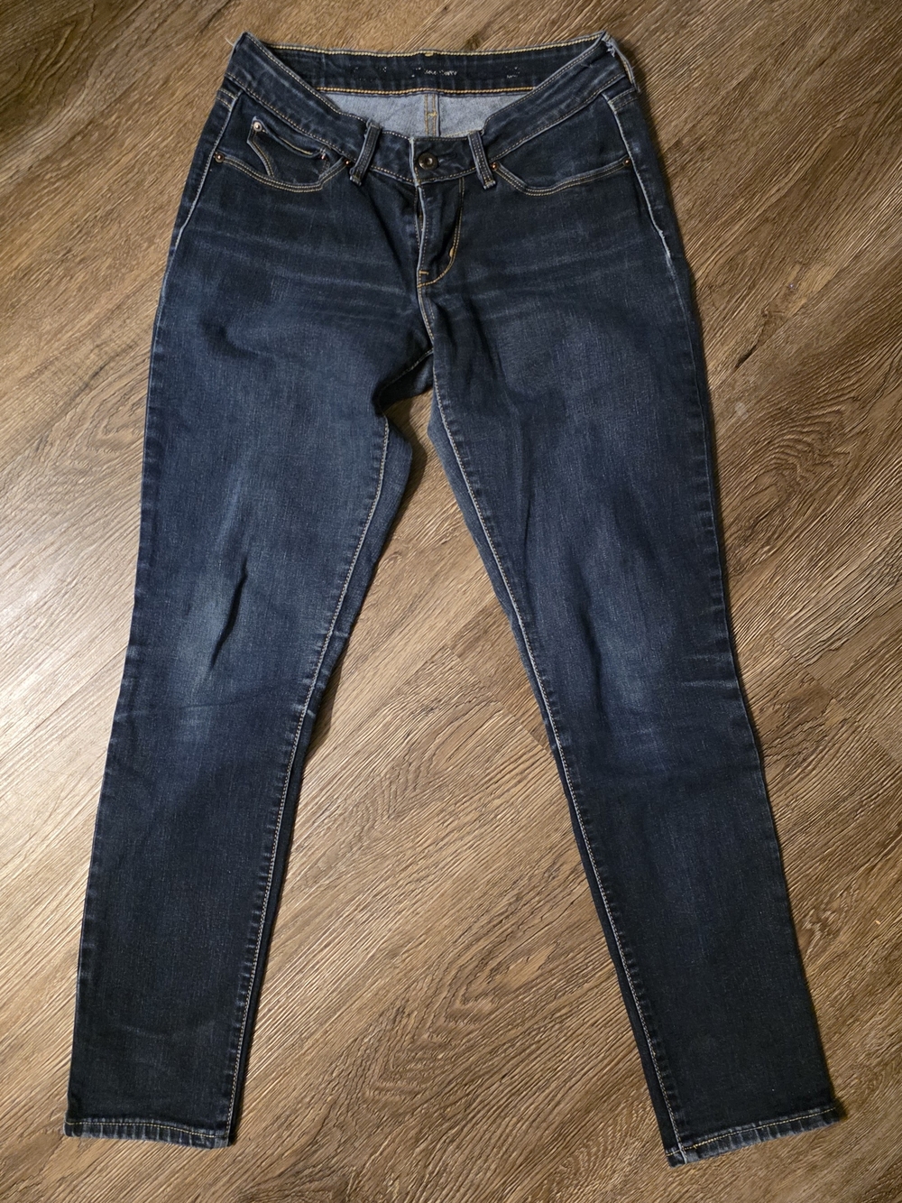 Levi's Women's Dark Indigo Skinny Jeans